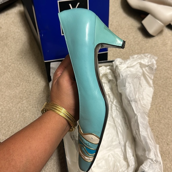 Beautiful Ysl shoes! - Picture 4 of 8